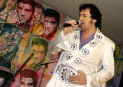 Elvis-Impersonator Karl Mohapp